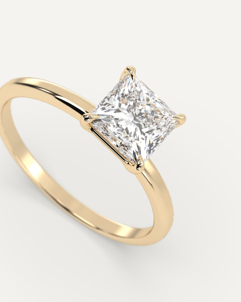 4-Prong Princess Cut Engagement Ring 1 Carat Diamond
